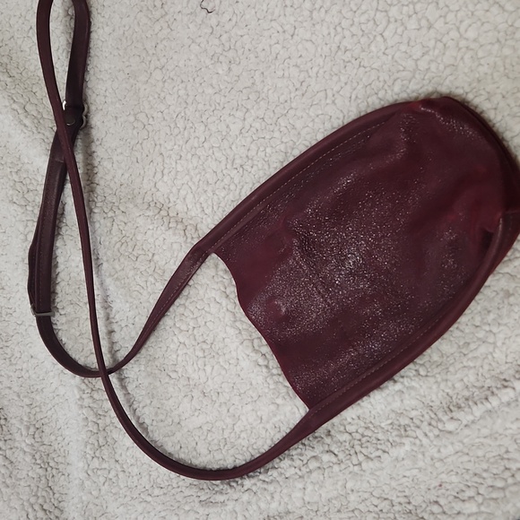 Sling Bag - Picture 2 of 5